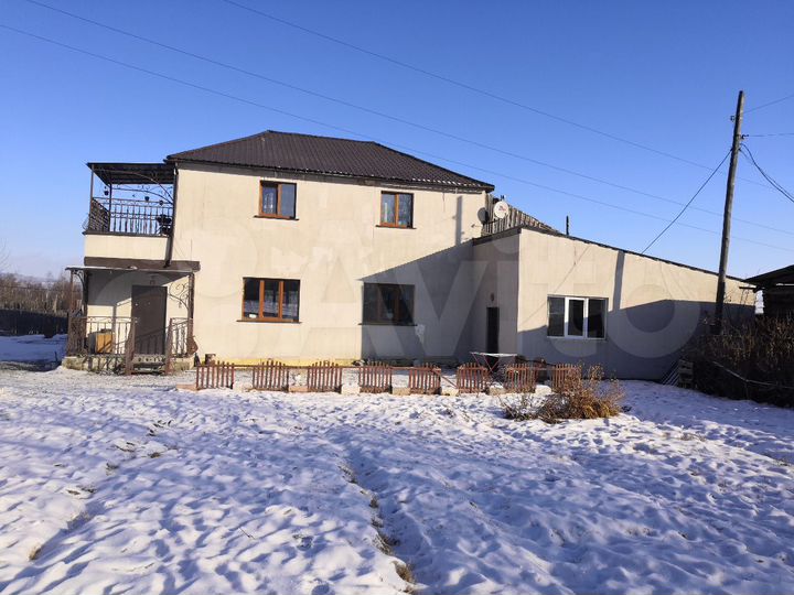 Дом 325 м² на участке 18 сот.