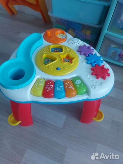 Развивающий стол