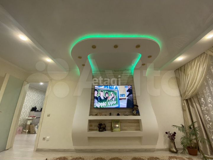 3-к. квартира, 90 м², 13/14 эт.