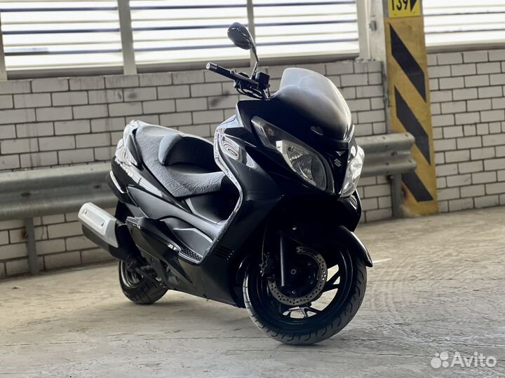 Suzuki SkyWave 250 Type S