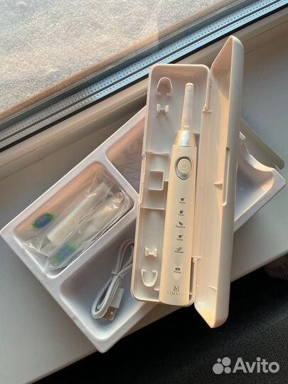 Электрическая зубная щетка Limania