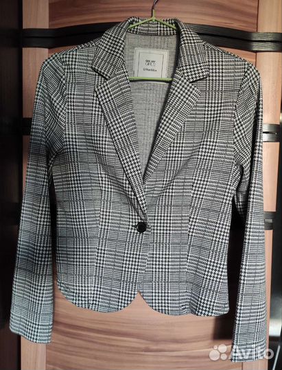 Пиджак для девочки 158