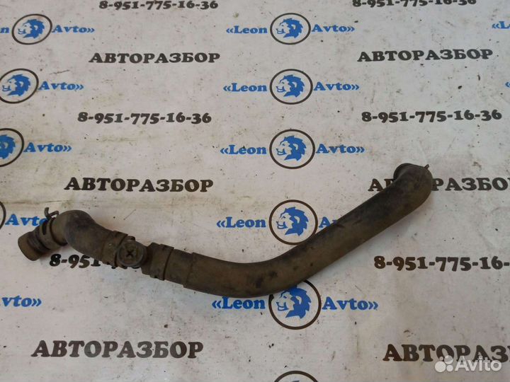 Патрубок отопителя Nissan Skyline v35