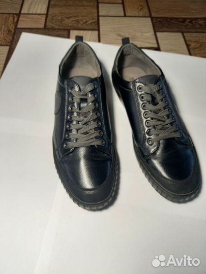 Черные туфли