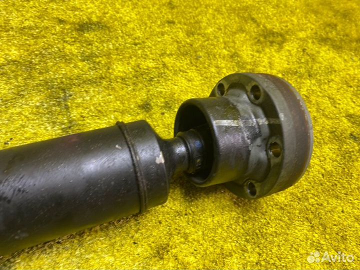 Карданный вал передний Mercedes-Benz