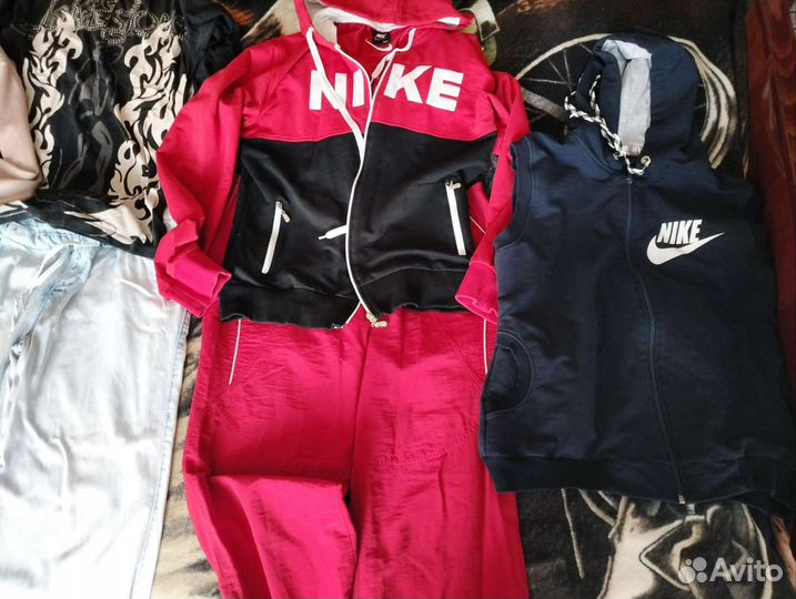 Спортивный костюм женский