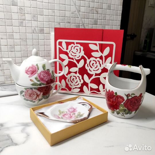 Чайник, сахарница, салфетница IKEA