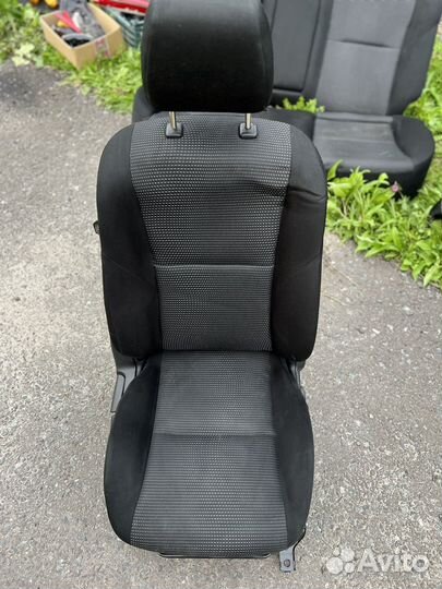 Салон кресла mazda 3 bl