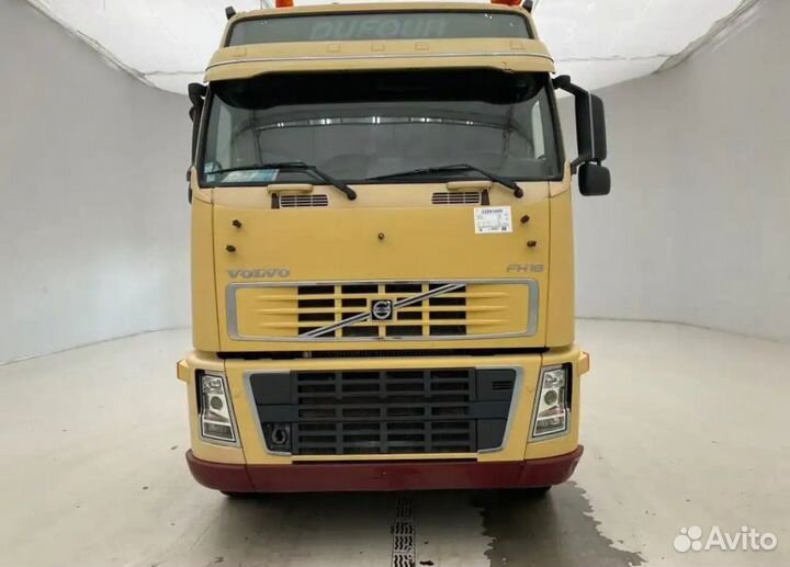 Pазбираем грузовик Volvo FH 2005-2008