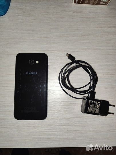 Samsung Galaxy A7 (2017) SM-A720F/DS, 3/32 ГБ