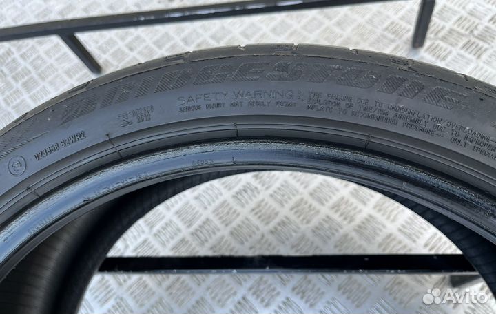 Bridgestone Potenza S001 225/40 R19