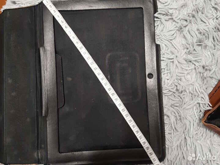 Чехлы для планшета