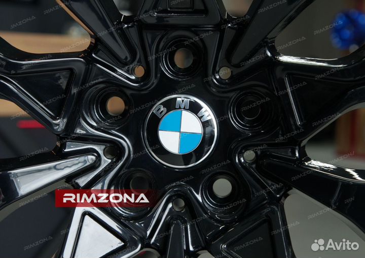 Кованые диски R22 818 style на BMW 3