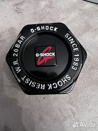 Японские наручные часы Casio G-Shock DW-5600E-1V