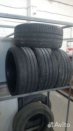 Vredestein ArcTrac 245/30 R20