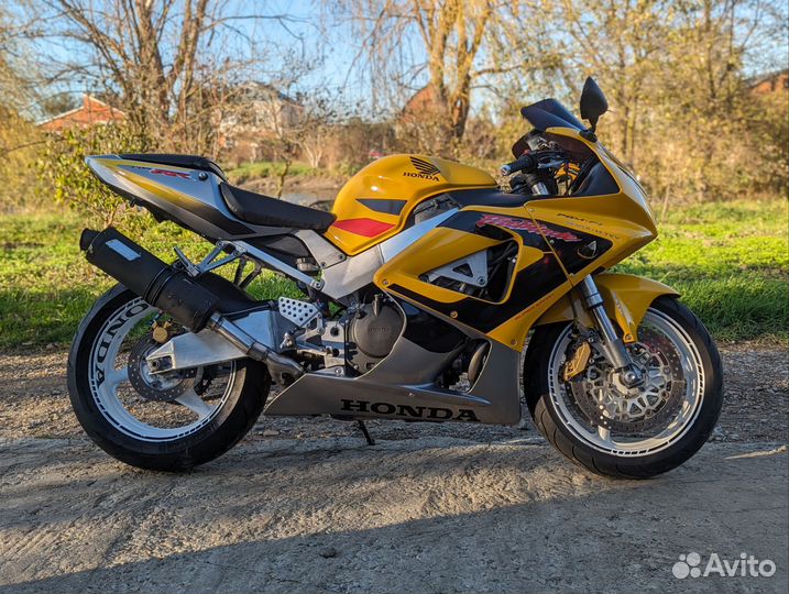 Honda CBR 929RR Fireblade