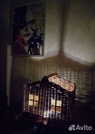 Корзина плетеная из бумажной лозы