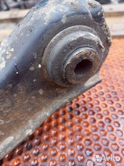 Рычаг передний правый Hyundai Starex