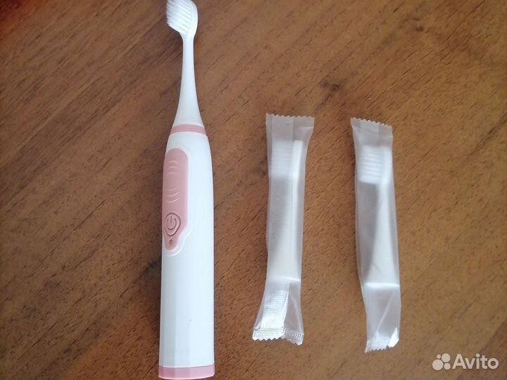 Зубная щетка