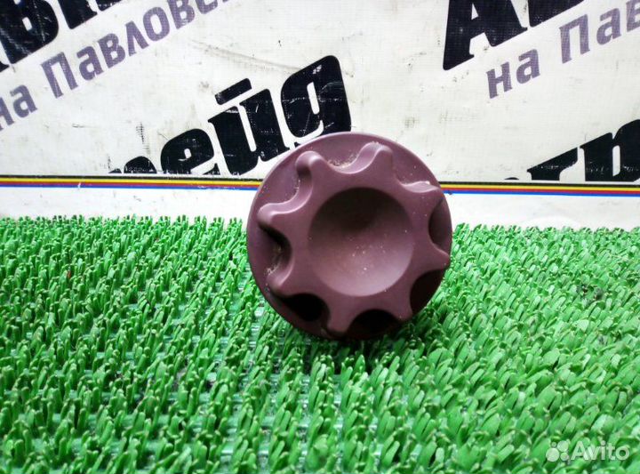 Крепление запасного колеса Toyota Mark Ii Qualis