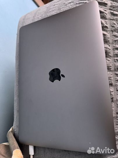 Apple macbook pro 13 2019