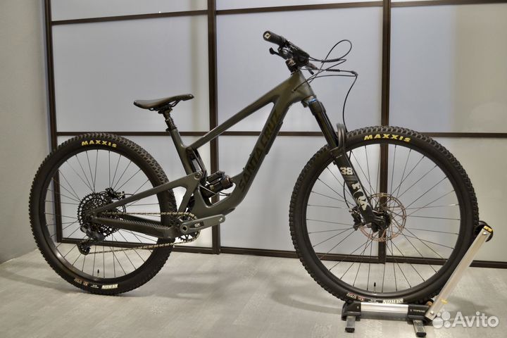 Santa Cruz Megatower