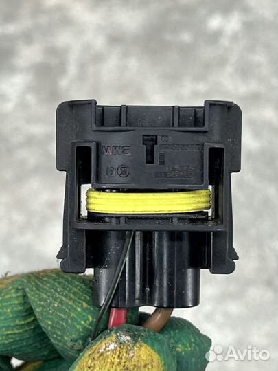 Разъем на вентилятор BMW BMW F20 F21 F30 F31 F32