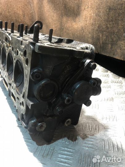 Б/У Б/У Головка блока цилиндров (ГБЦ), Mitsubishi