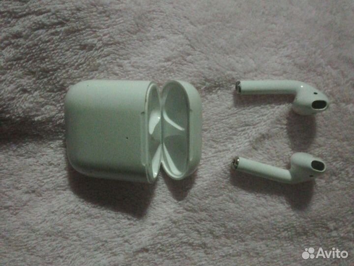 Наушники аэрподсы работает 1 наушник 500 ру