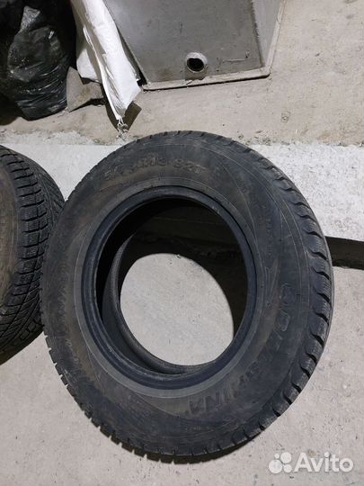 Accelera 651 2.25/4.5 R4
