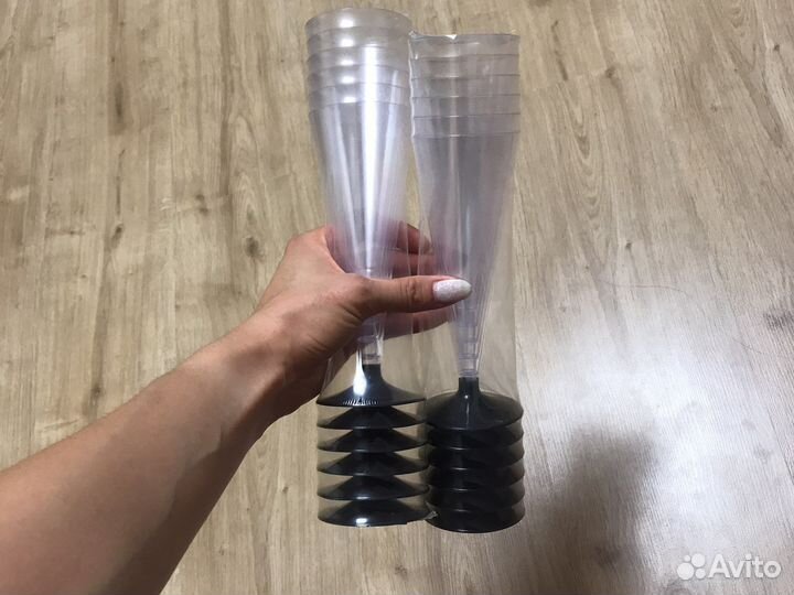 Фужер «Конус» прозрачный с черной ножкой
