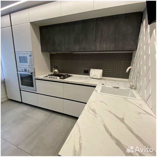 Кухня на заказ угловая и прямая