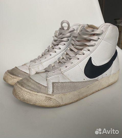Nike blazer