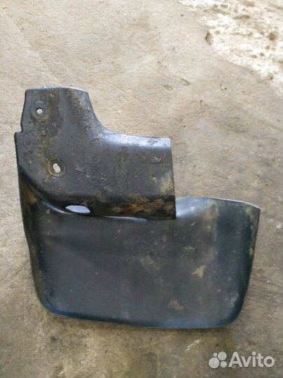 Брызговик передний правый Lexus Rx350 2016+