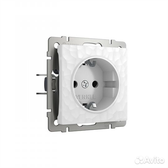 Розетка встраиваемая Hammer с заземлением цвет бел