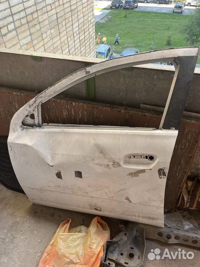 Chevrolet cobalt дверь
