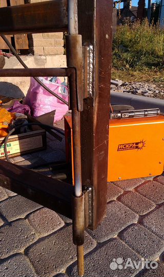 Сварщик.Ремонт-петли.Ворота.Покраска