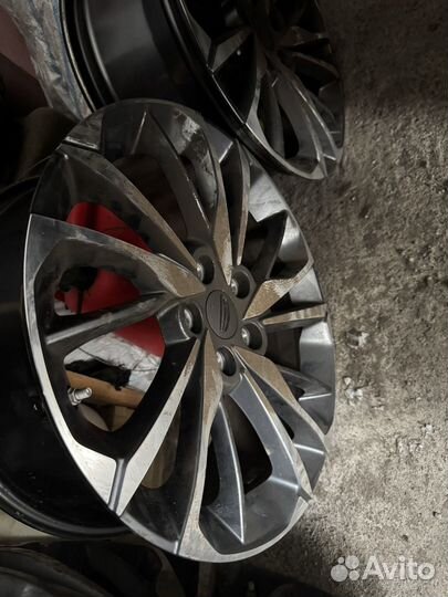 Диски на Geely coolray r18