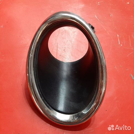 Накладка противотуманной фары левая Nissan Qashqai