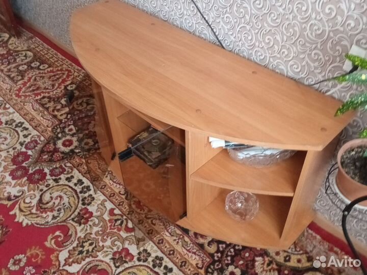 Тумба под телевизор