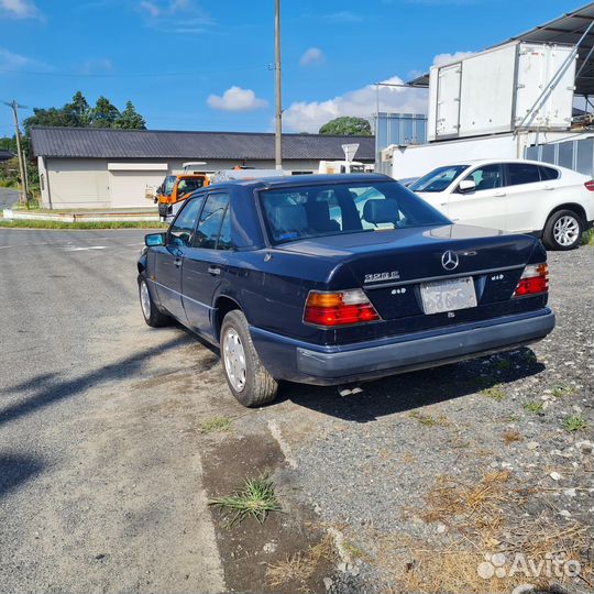 В разбор Mercedes W124 E320 Из Японии