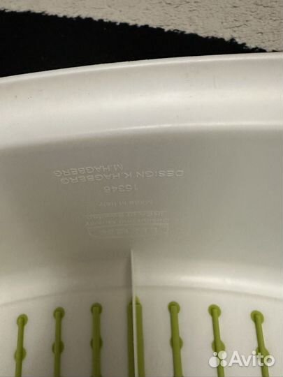 Продается новая подставка для ребенка икея