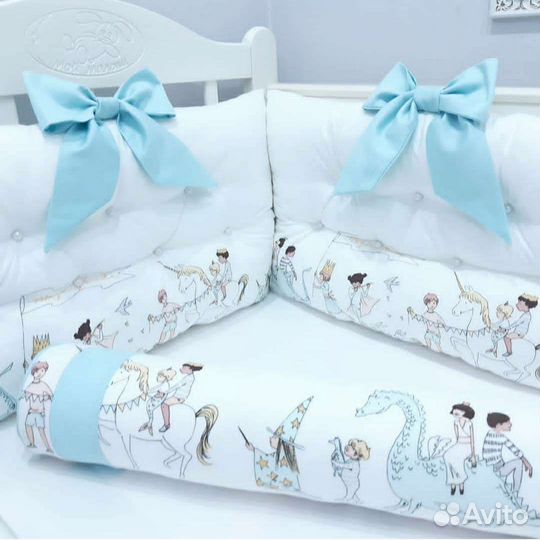 Бортики и одеяло в детскую кроватку