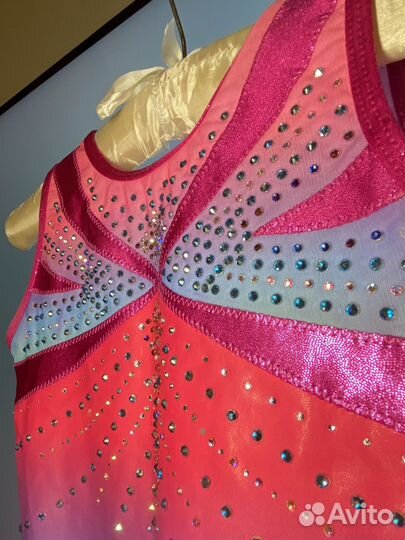 Купальник женский гимнастический