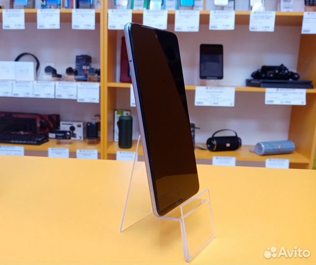 9) Honor 10 X Lite 128 гб