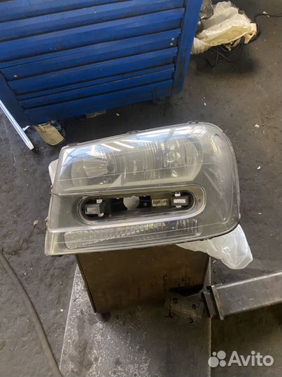 Фара chevrolet trailblazer