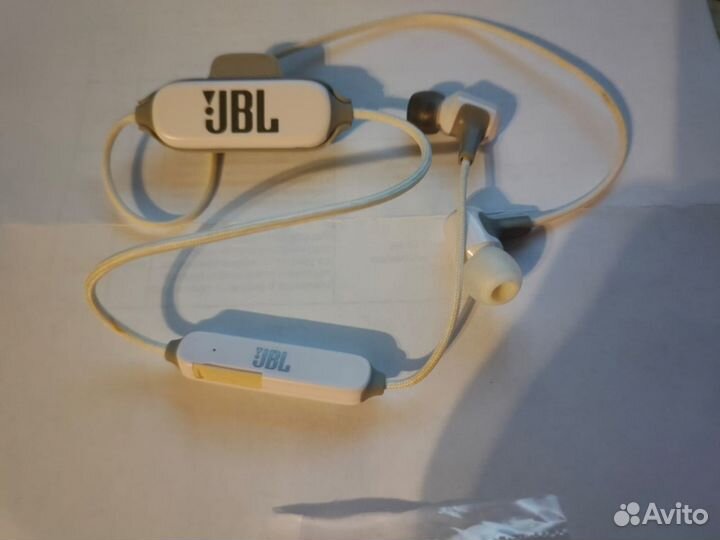 Беспроводные наушники вкладыши JBL E25BT