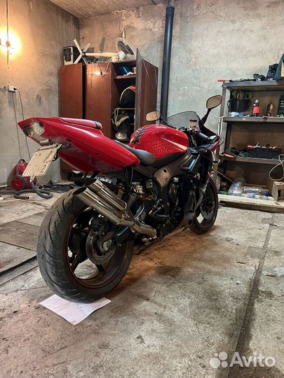 Yamaha R6 2004