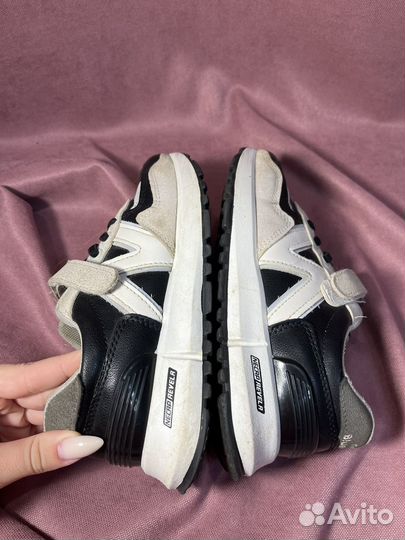 Кроссовки на мальчика детские 34р panda на липучке