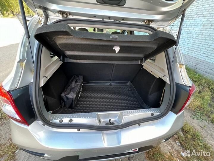 Renault Sandero Stepway 1.6 МТ, 2015, 13 044 км
